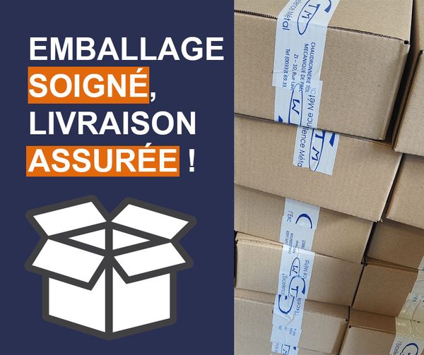 Image présentant des cartons empilés avec une bande de sécurité imprimée, accompagnée du texte "EMBALLAGE SOIGNÉ, LIVRAISON ASSURÉE !" sur un fond bleu foncé. L'illustration d'un carton ouvert est également visible en bas de l'image. Cette image est utilisée pour promouvoir un service de livraison et d'emballage fiable et sécurisé.